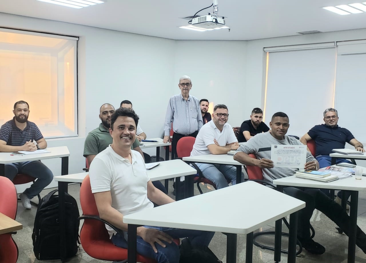 Instituto Opus capacita profissionais com o curso de Gestão de Frotas