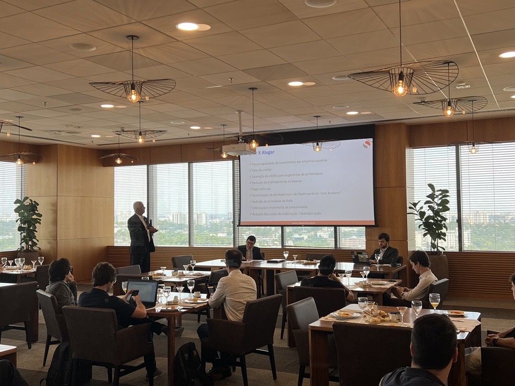 Vice-presidente da Sobratema participa do Santander Heavy Asset Rental Day
